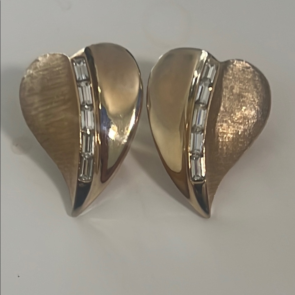WEISS ELEGANT‎ GOLD LEAF CLIP ON EARRINGS SIGNED WEISS